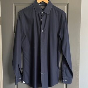 Men's Navy Blue Banana Republic Dress Shirt
